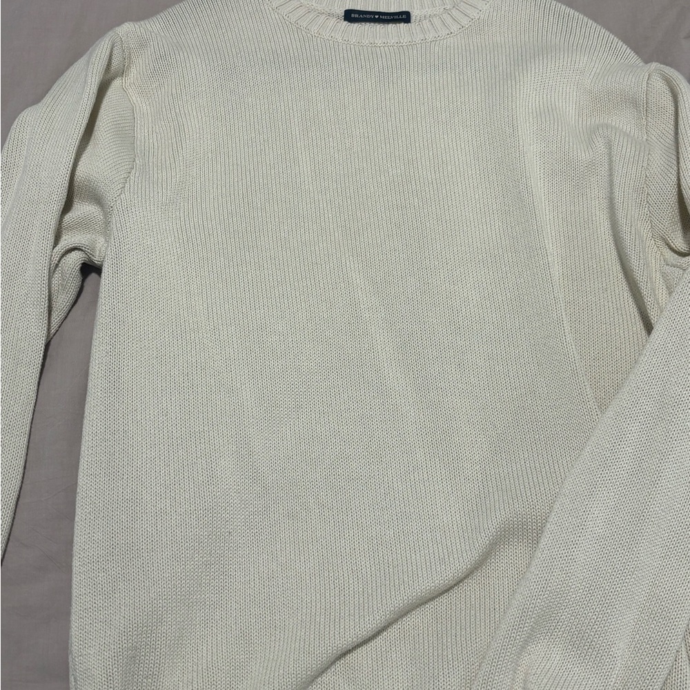 Brandy Melville Men's Off-White Crewneck Sweater